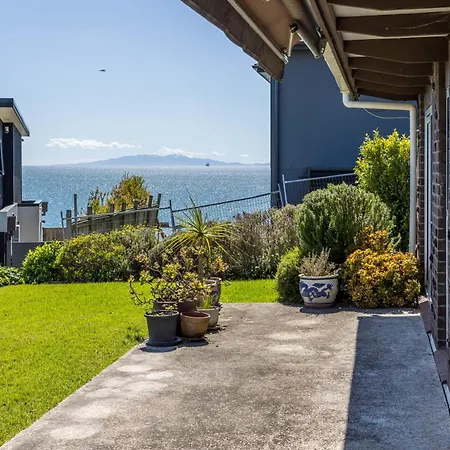 The Hidden Clifftop Gem - Ocean View & Beach Life Auckland Exterior photo