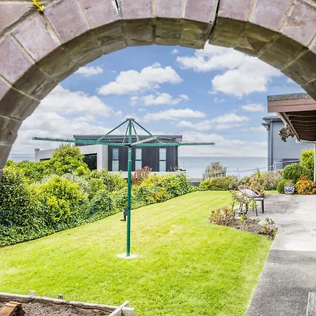 The Hidden Clifftop Gem - Ocean View & Beach Life Auckland Exterior photo
